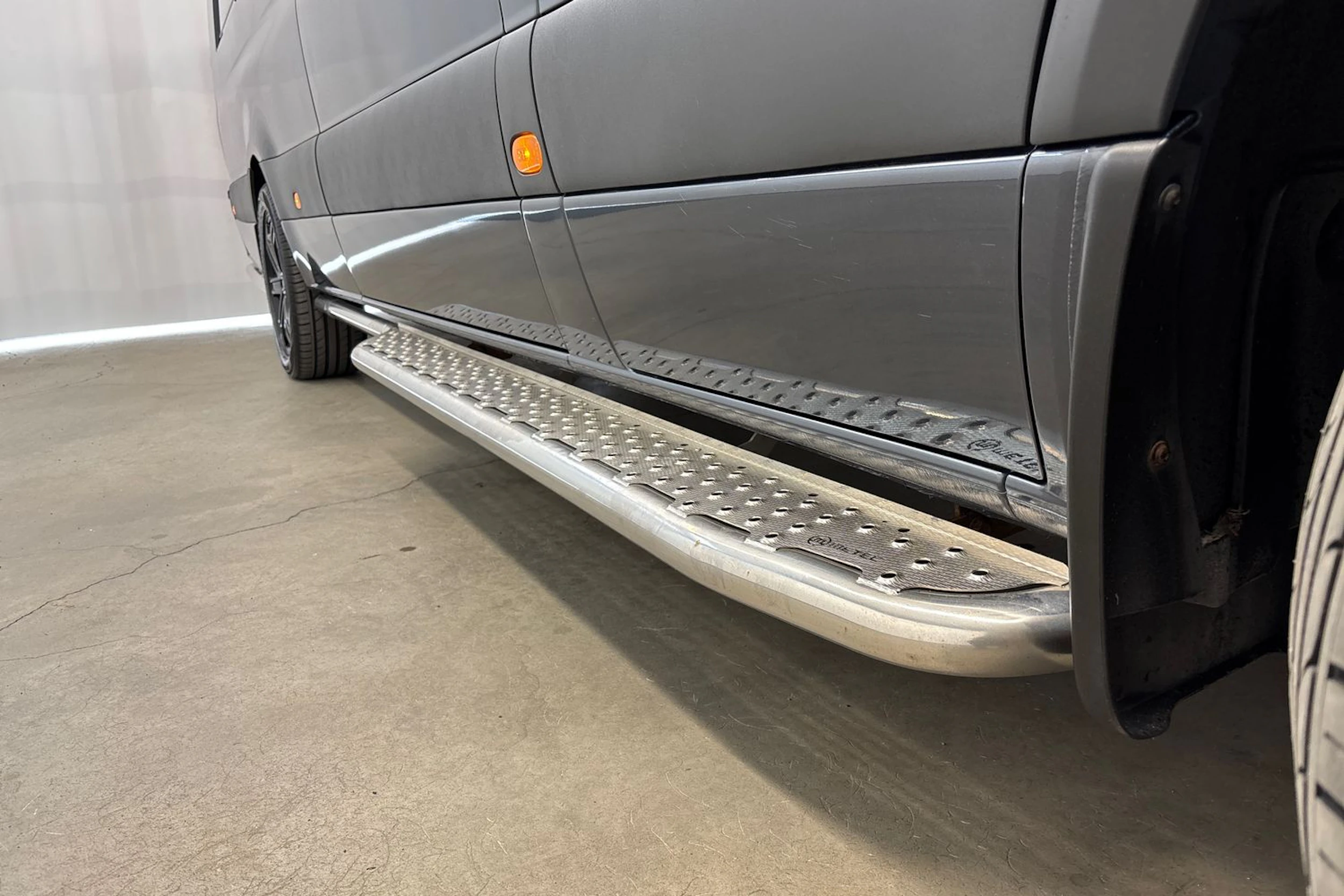 harmaa Mercedes-Benz Sprinter 2020 kuva 41.