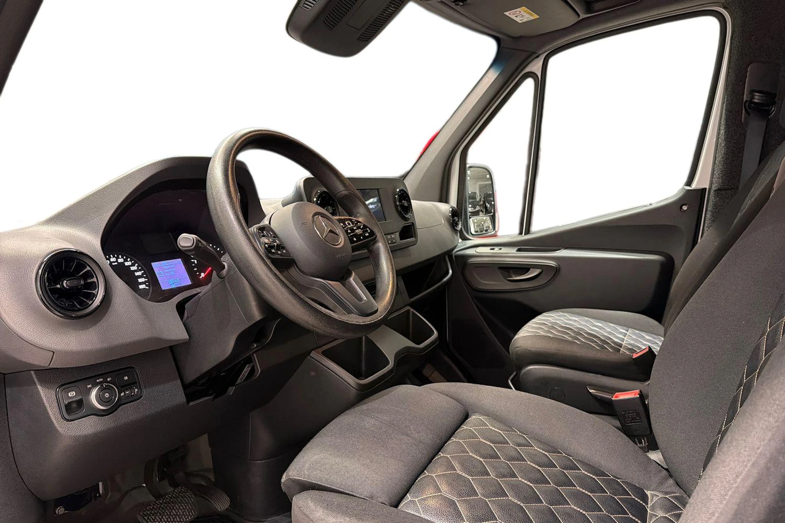 valkoinen Mercedes-Benz Sprinter 2020 kuva 8.
