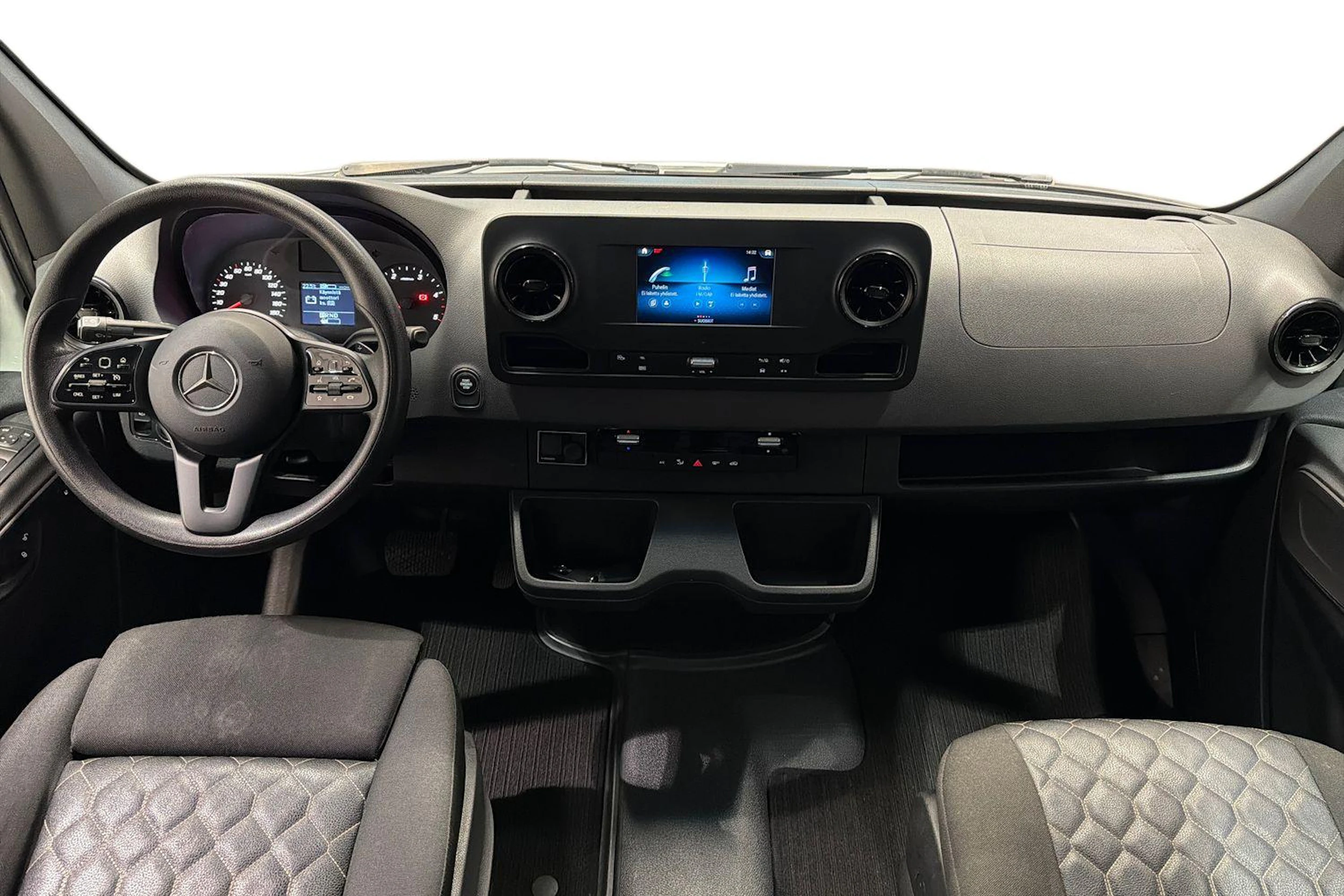valkoinen Mercedes-Benz Sprinter 2020 kuva 9.