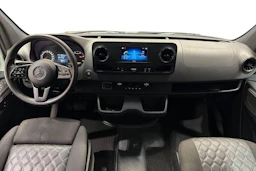 valkoinen Mercedes-Benz Sprinter 2020 kuva 9.