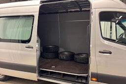 harmaa Mercedes-Benz Sprinter 2020 kuva 12.