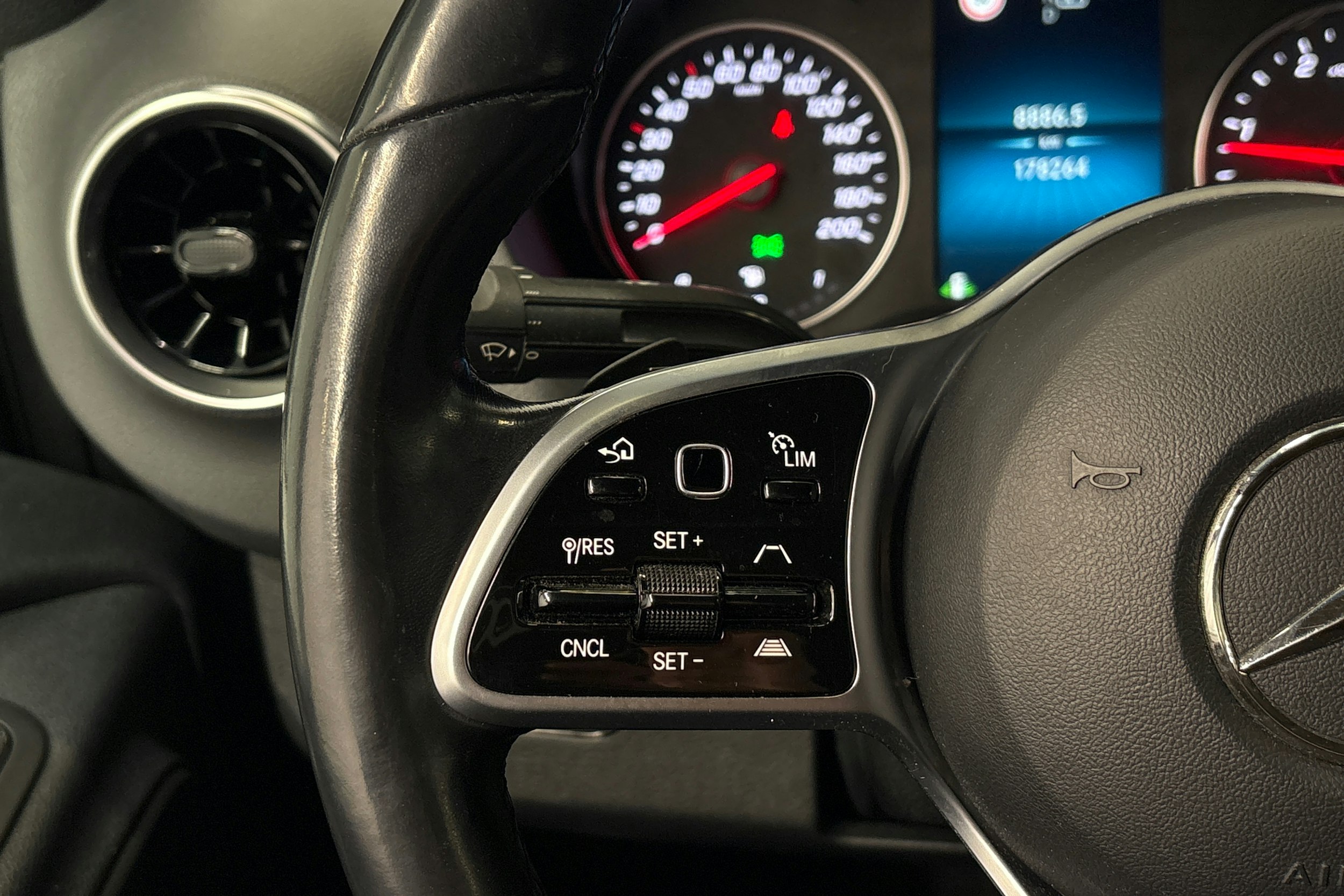 harmaa Mercedes-Benz Sprinter 2020 kuva 16.