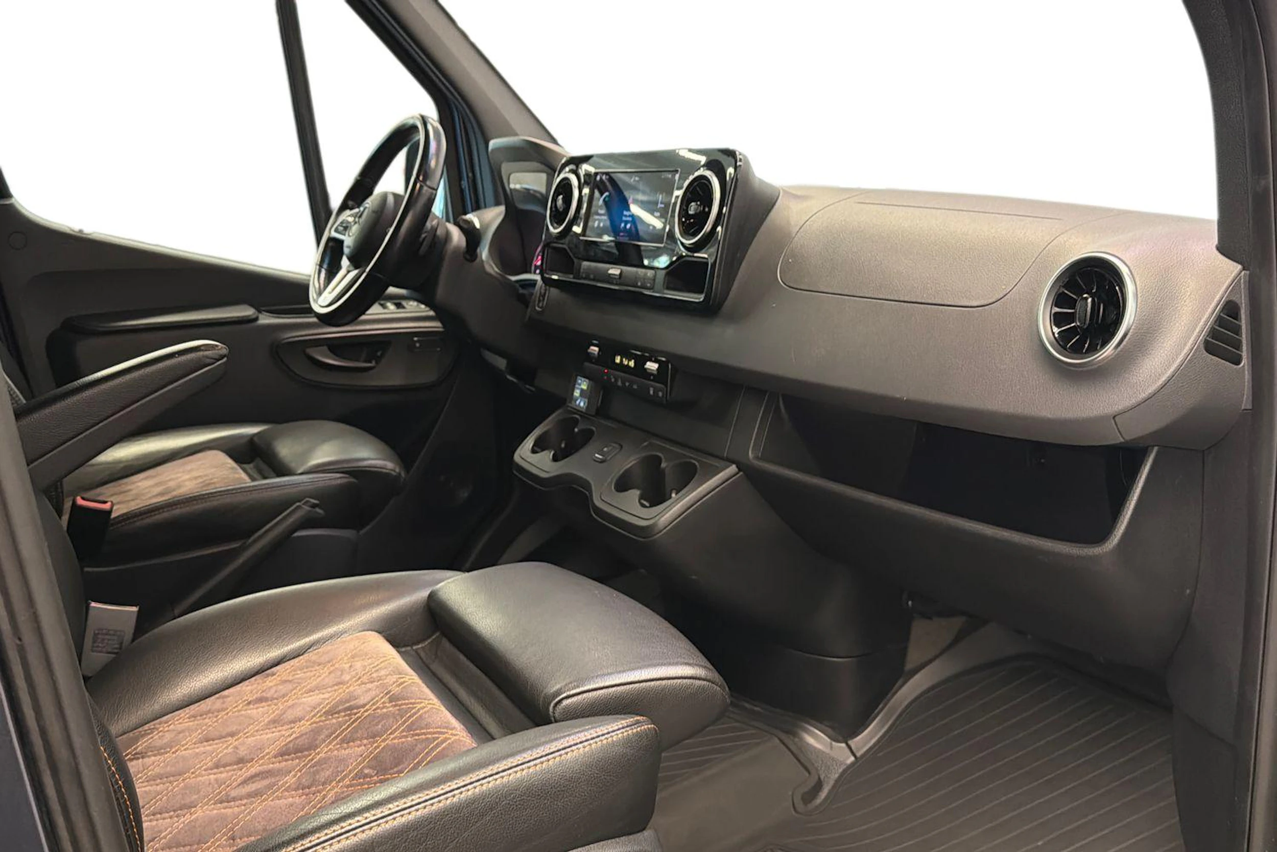 harmaa Mercedes-Benz Sprinter 2020 kuva 11.