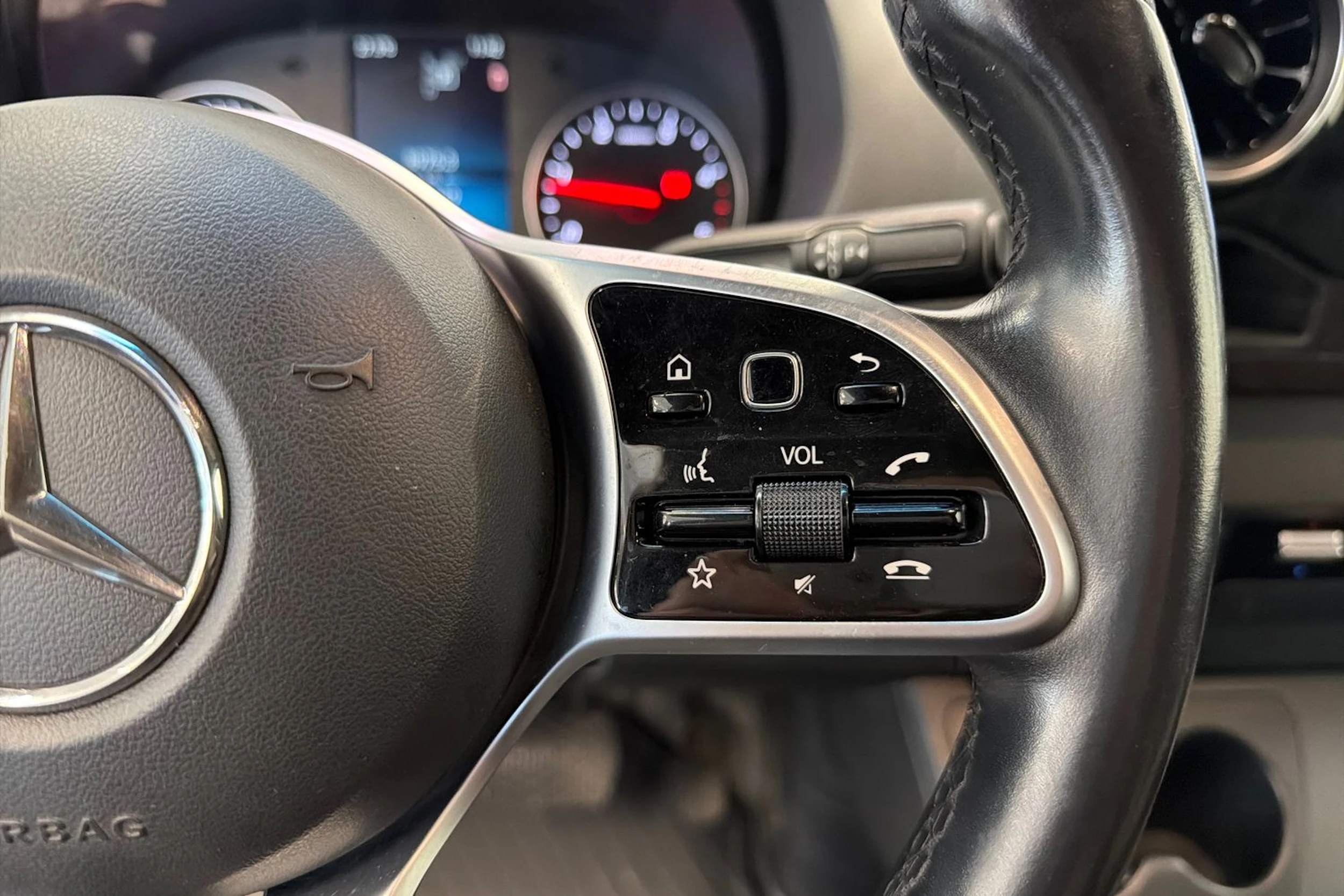 harmaa Mercedes-Benz Sprinter 2020 kuva 16.