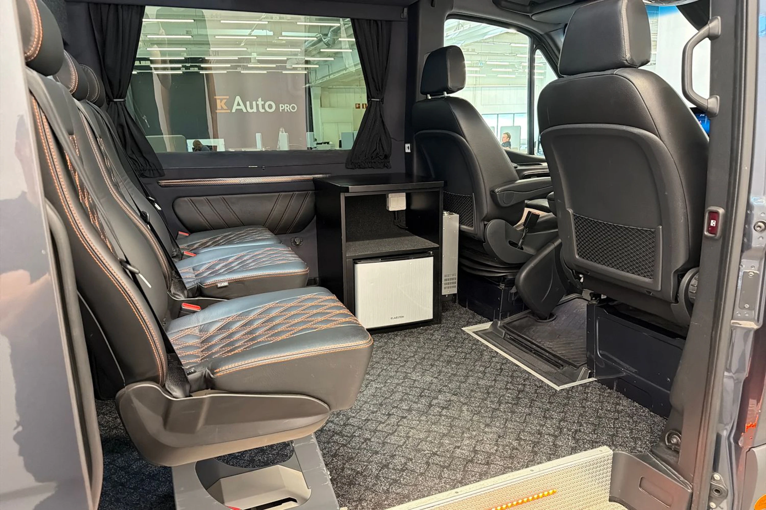 harmaa Mercedes-Benz Sprinter 2020 kuva 25.