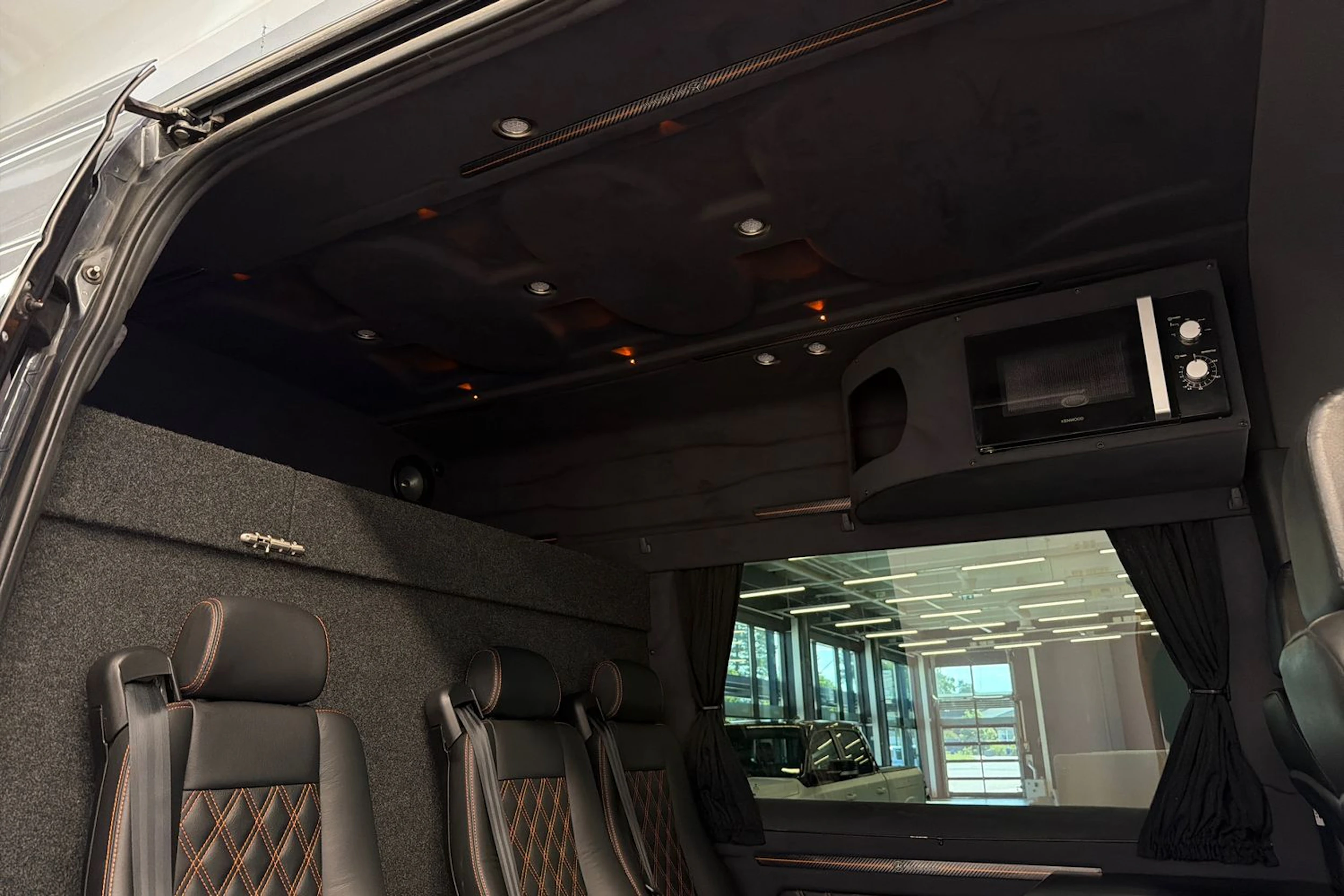 harmaa Mercedes-Benz Sprinter 2020 kuva 27.
