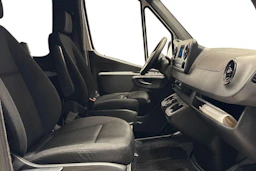 valkoinen Mercedes-Benz Sprinter 2020 kuva 11.