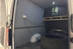 valkoinen Mercedes-Benz Sprinter 2020 kuva 19.