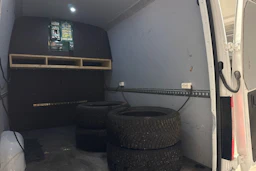 valkoinen Mercedes-Benz Sprinter 2020 kuva 20.