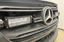 valkoinen Mercedes-Benz Sprinter 2020 kuva 16.