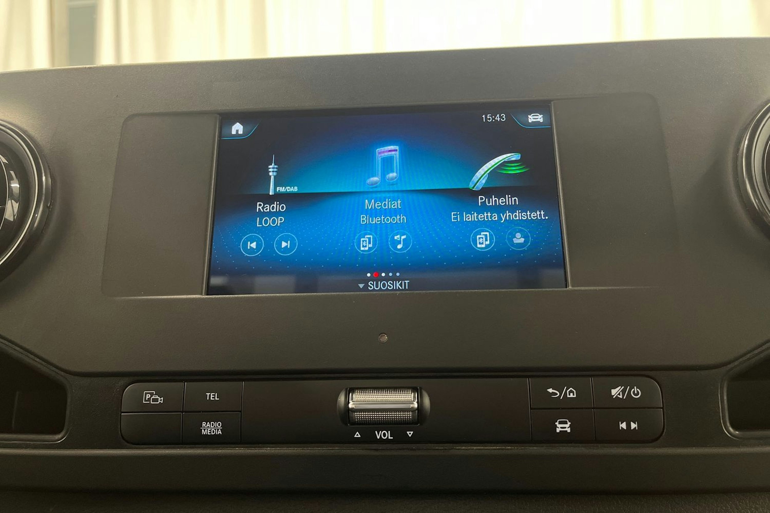 valkoinen Mercedes-Benz Sprinter 2020 kuva 25.