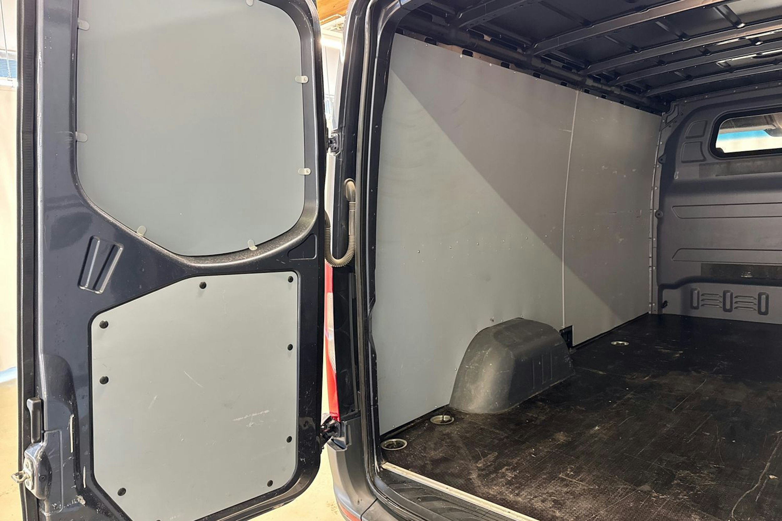 harmaa Mercedes-Benz Sprinter 2021 kuva 17.