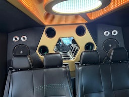 musta Mercedes-Benz Sprinter 2020 kuva 6.