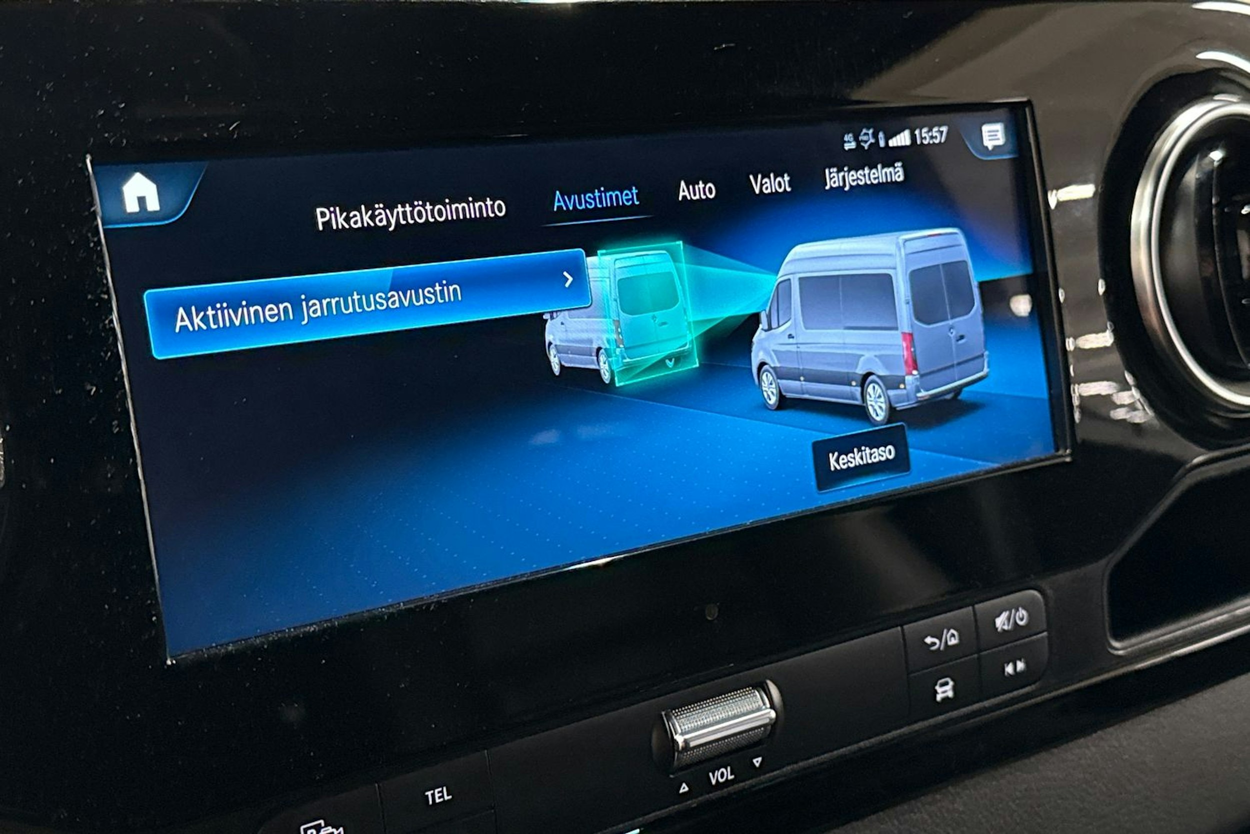 musta Mercedes-Benz Sprinter 2020 kuva 16.