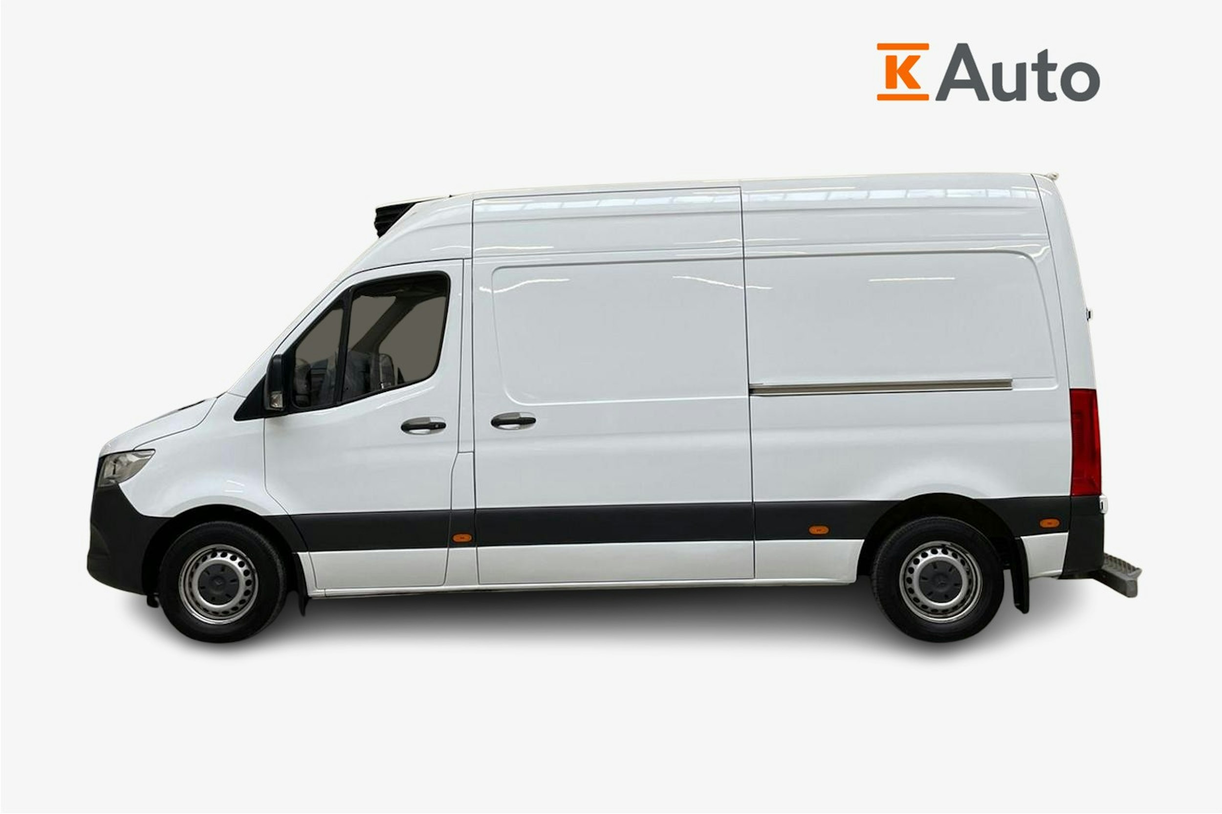 valkoinen Mercedes-Benz Sprinter 2020 kuva 6.