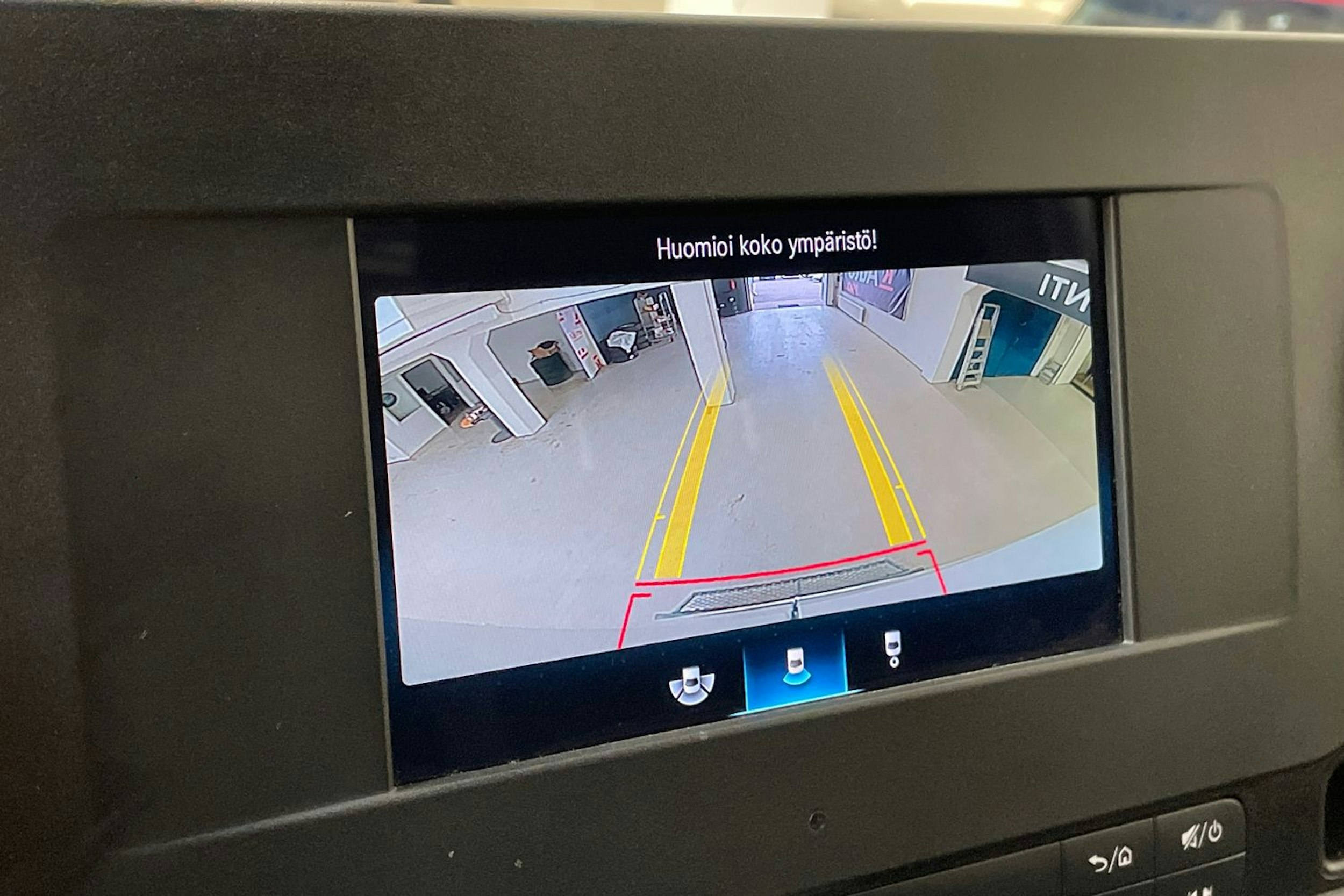 valkoinen Mercedes-Benz Sprinter 2020 kuva 20.