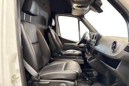 valkoinen Mercedes-Benz Sprinter 2020 kuva 11.