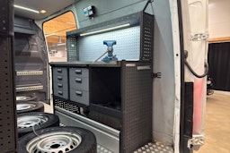 valkoinen Mercedes-Benz Sprinter 2020 kuva 16.