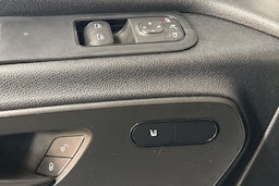 valkoinen Mercedes-Benz Sprinter 2020 kuva 20.