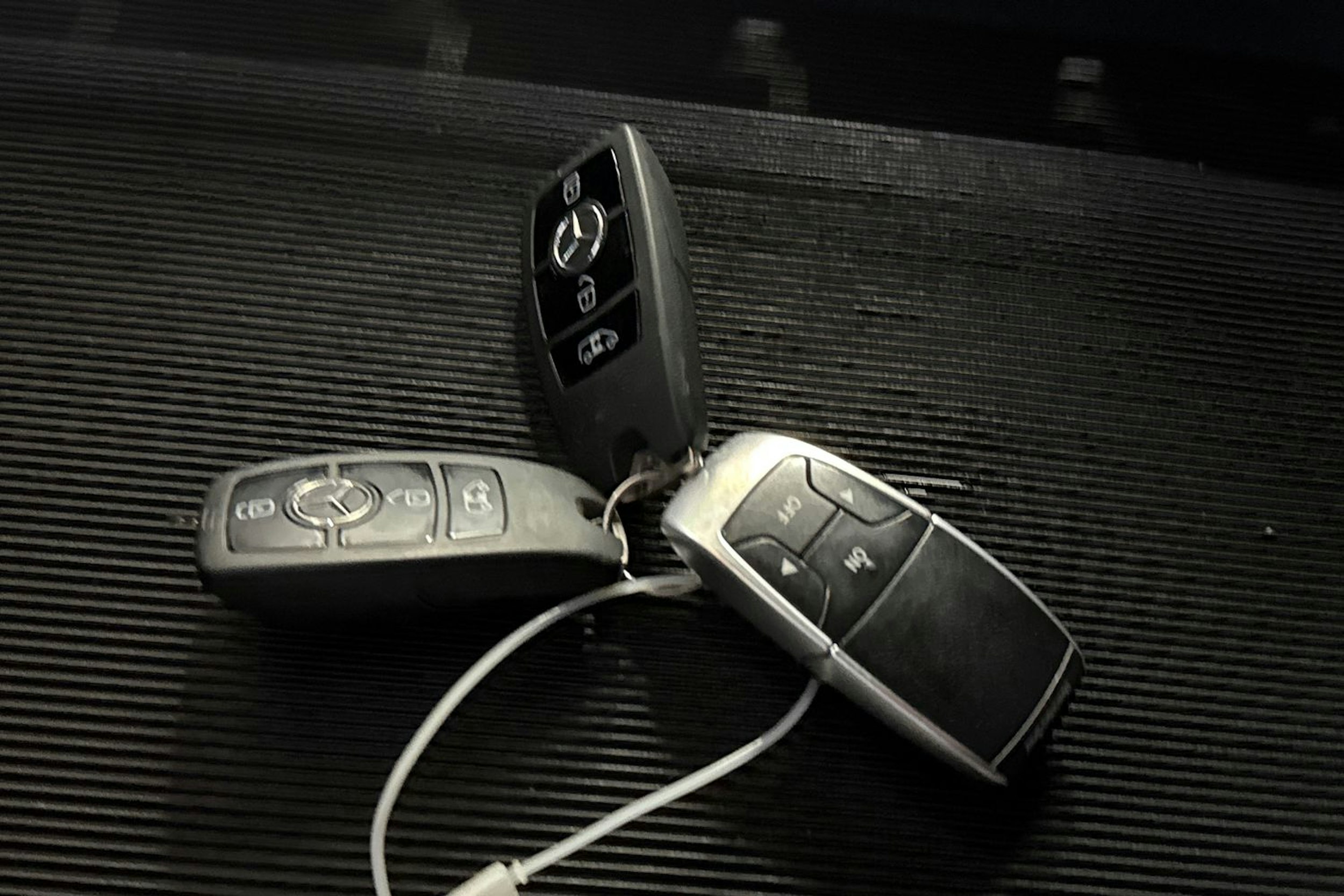 valkoinen Mercedes-Benz Sprinter 2020 kuva 30.