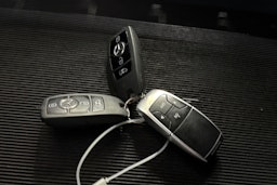 valkoinen Mercedes-Benz Sprinter 2020 kuva 30.