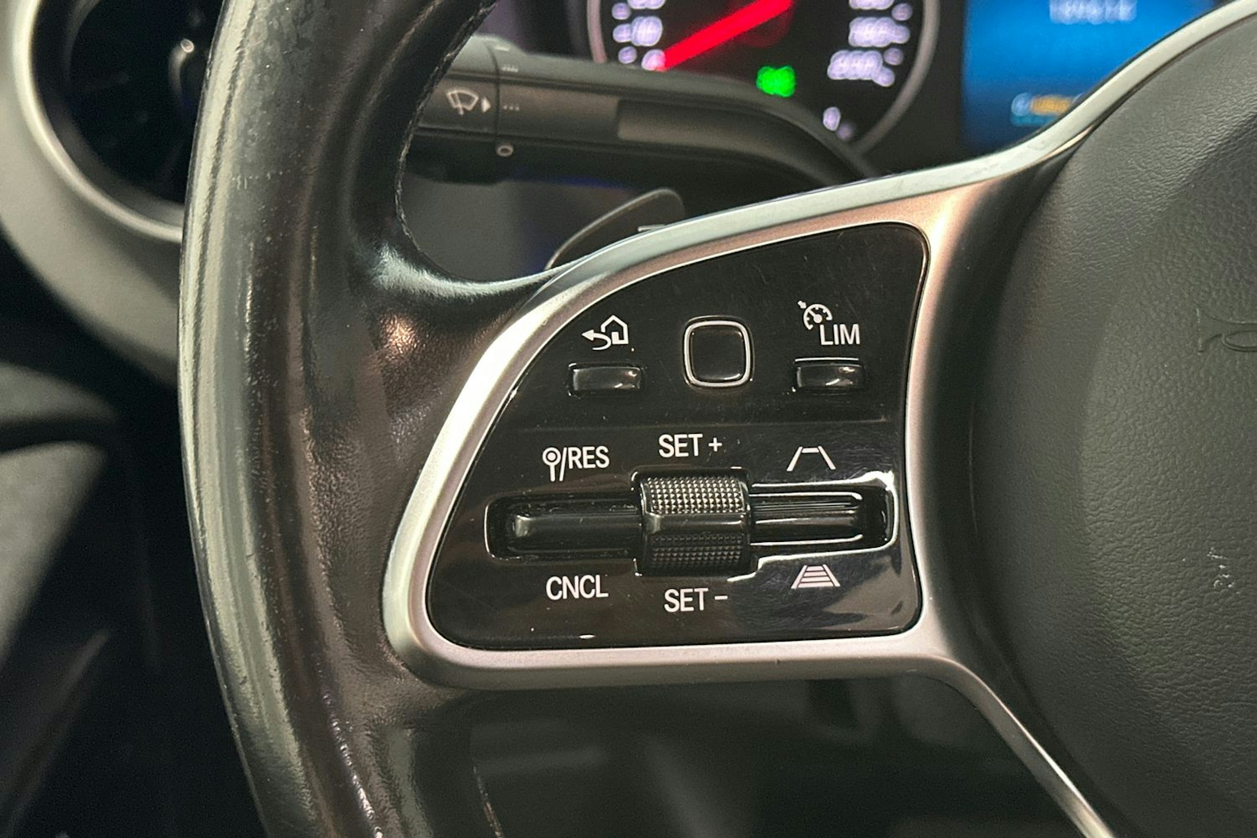 Musta Mercedes-Benz SPRINTER 2020 kuva 21.