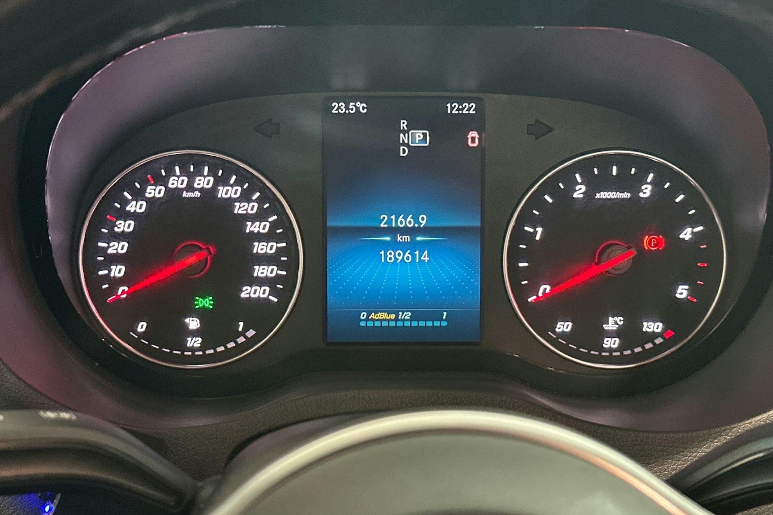Musta Mercedes-Benz SPRINTER 2020 kuva 23.