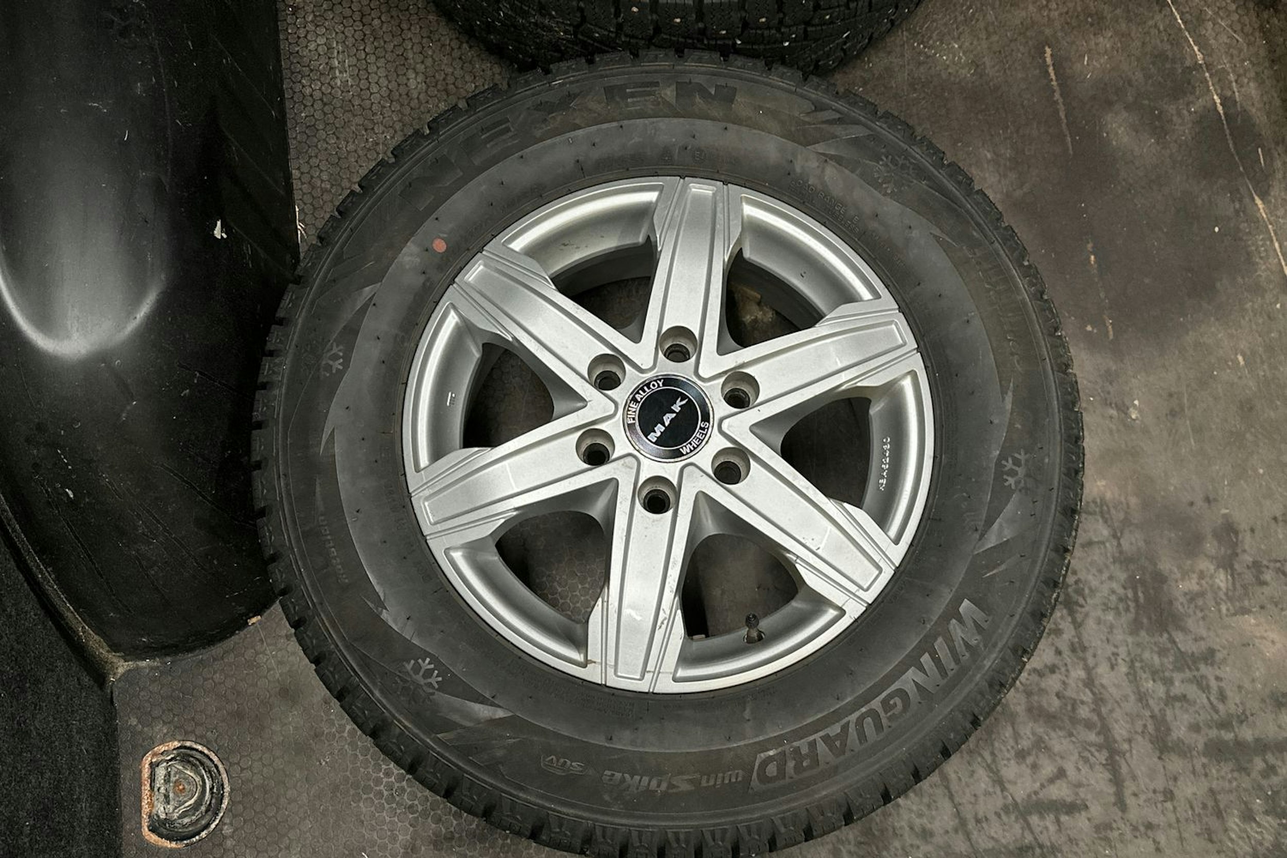 Musta Mercedes-Benz SPRINTER 2020 kuva 32.