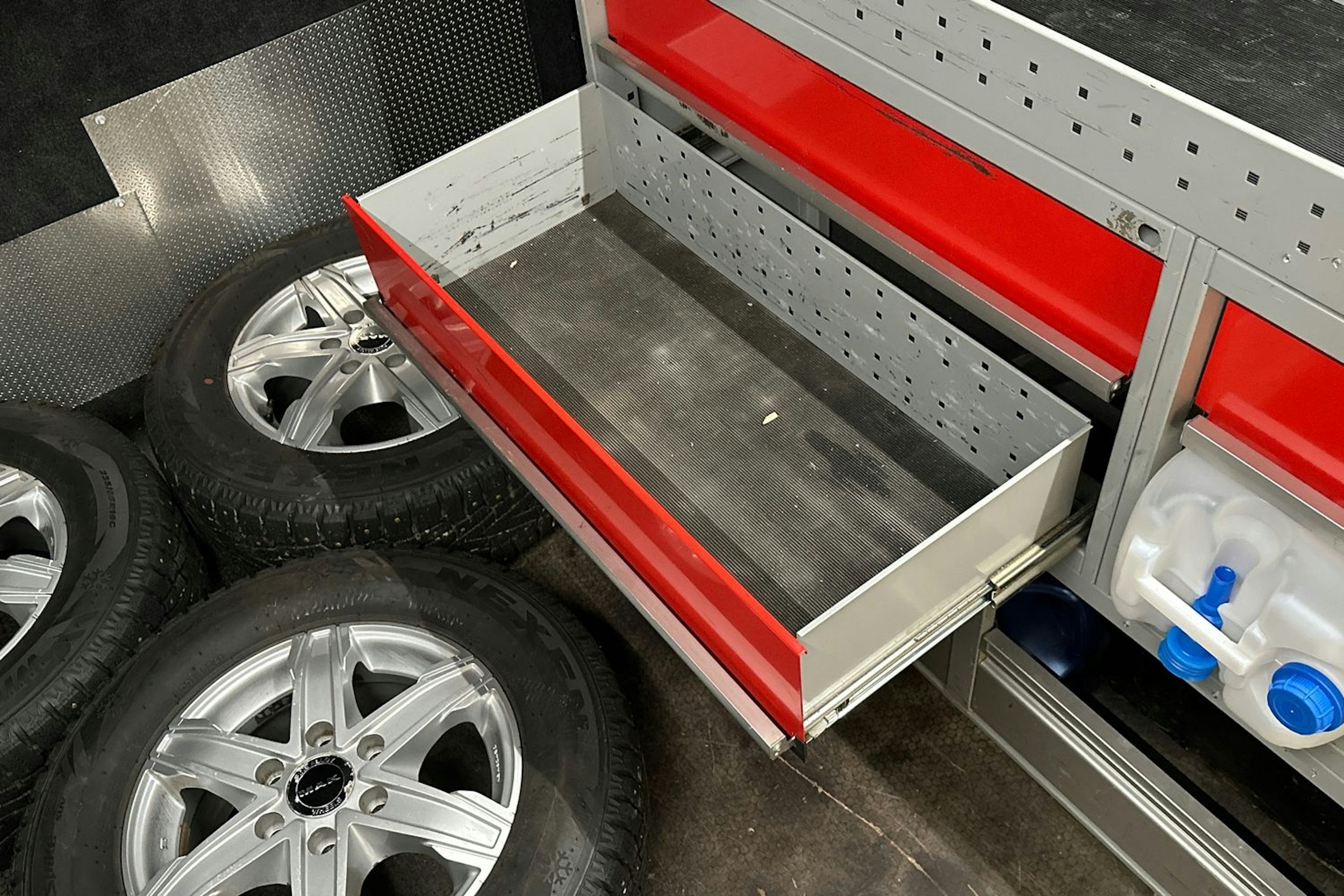 Musta Mercedes-Benz SPRINTER 2020 kuva 35.