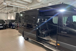Musta Mercedes-Benz SPRINTER 2020 kuva 37.