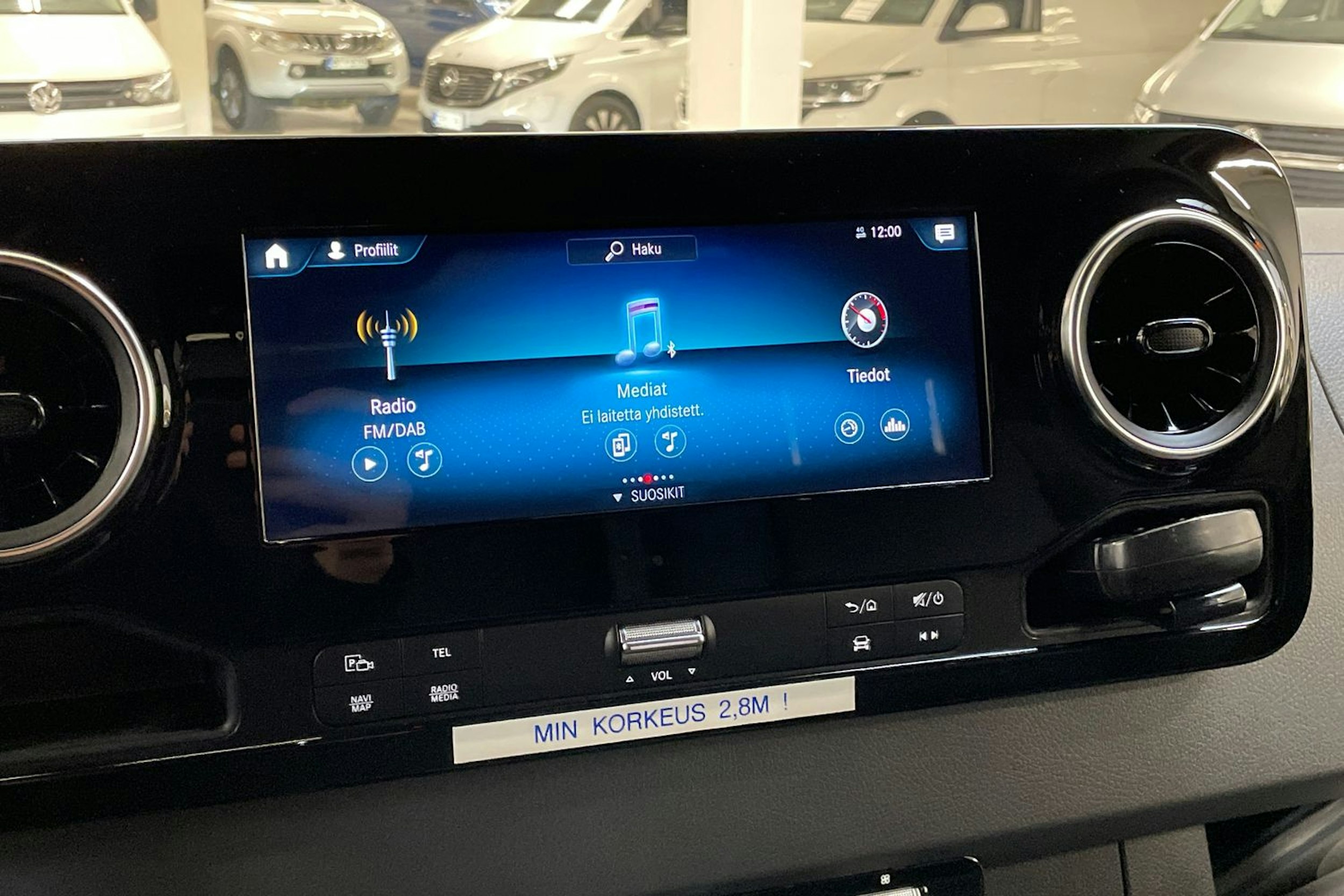 valkoinen Mercedes-Benz Sprinter 2020 kuva 20.