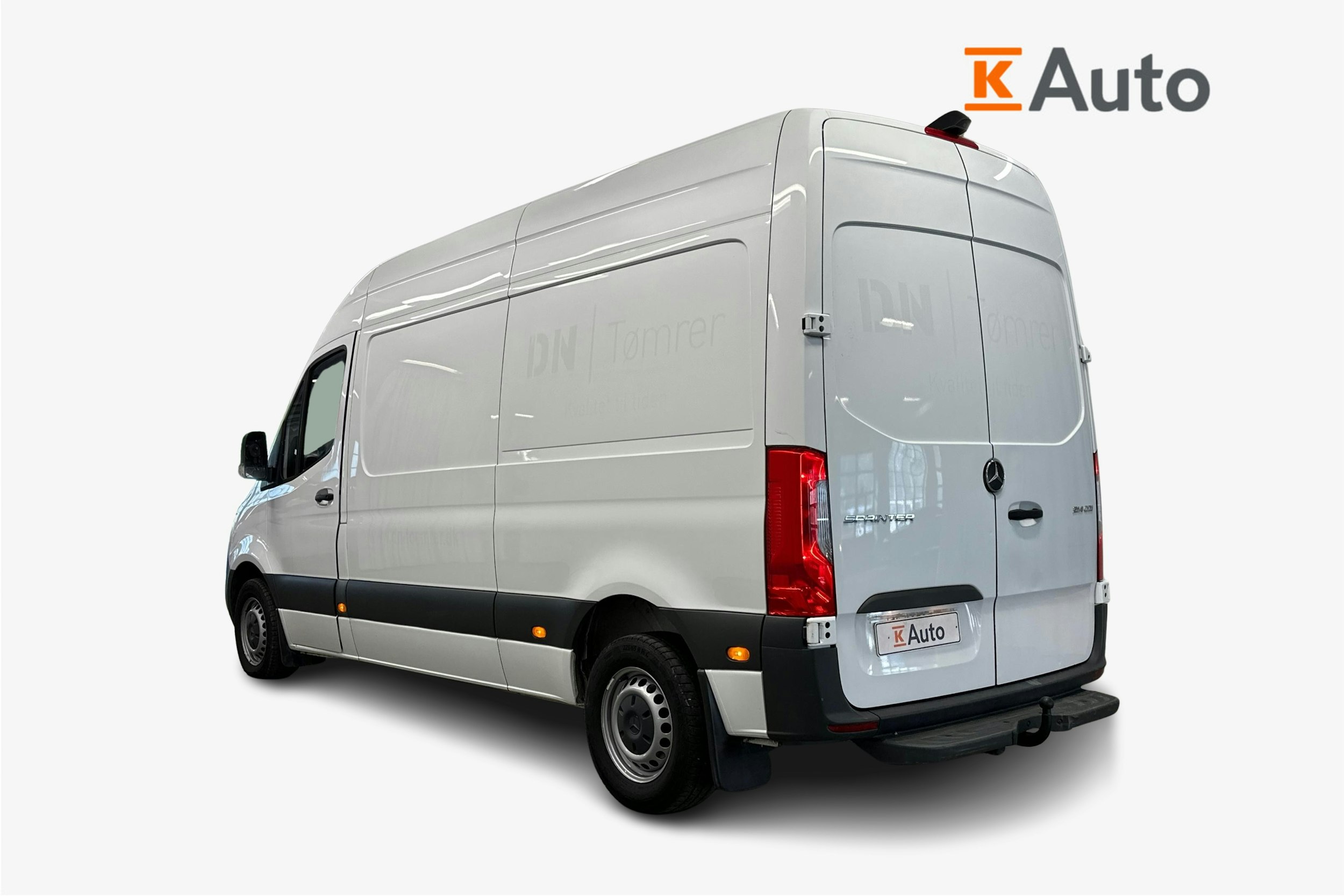 valkoinen Mercedes-Benz Sprinter 2021 kuva 2.