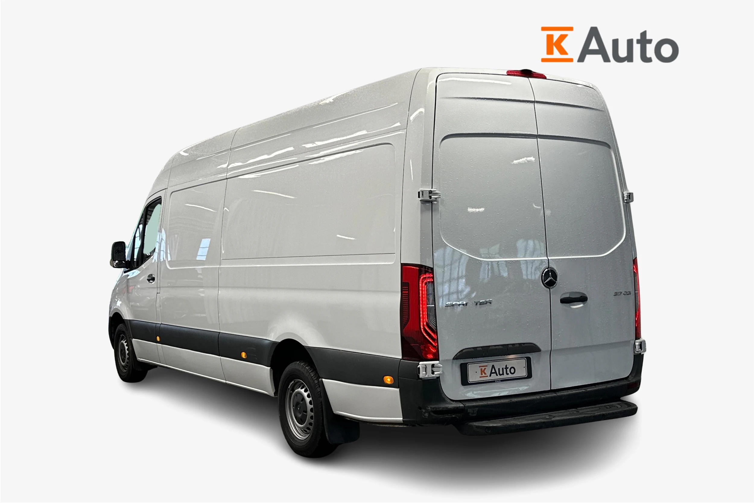 valkoinen Mercedes-Benz Sprinter 2021 kuva 2.