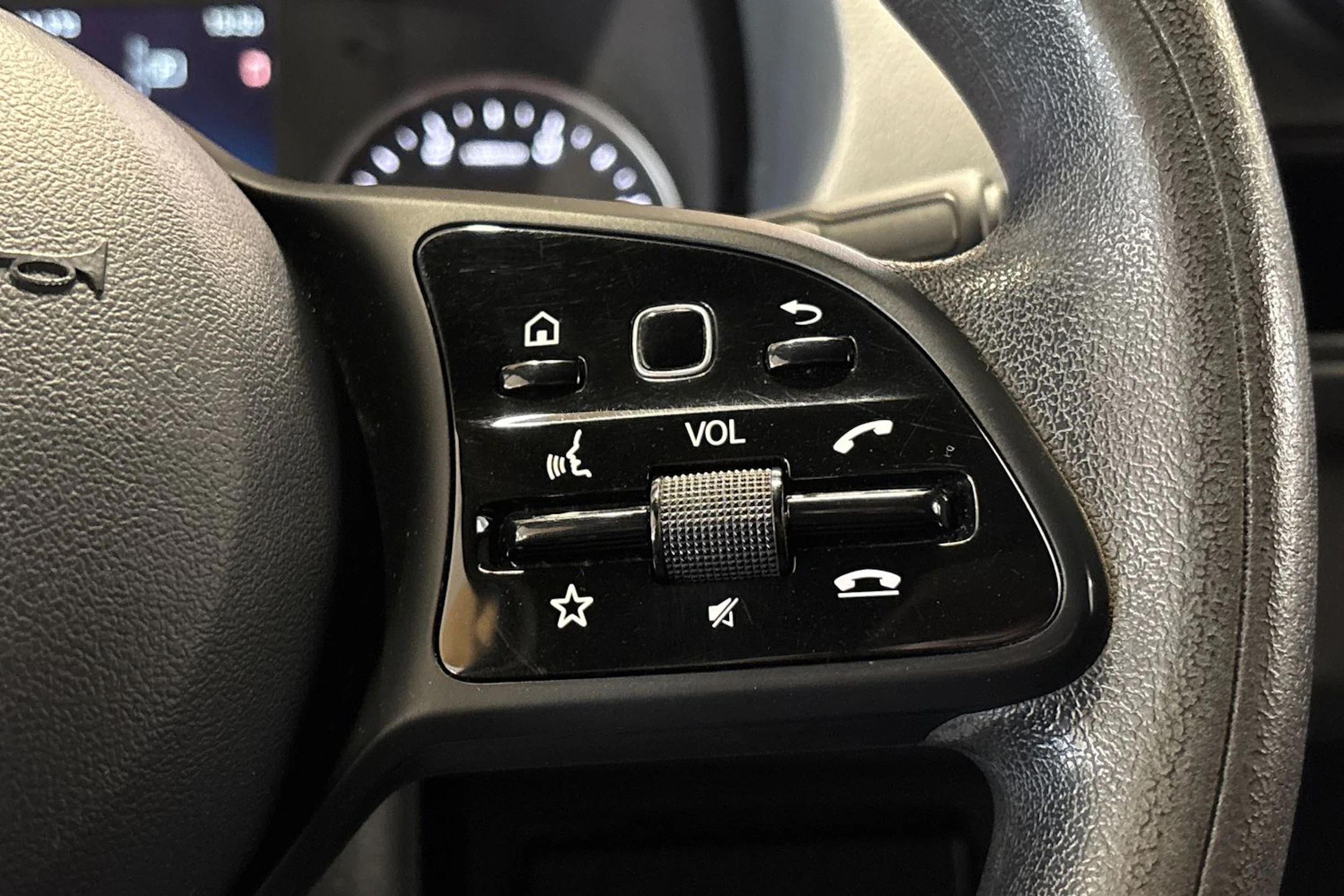 valkoinen Mercedes-Benz Sprinter 2021 kuva 17.