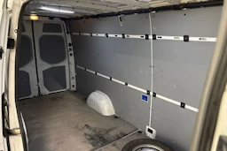valkoinen Mercedes-Benz Sprinter 2021 kuva 25.