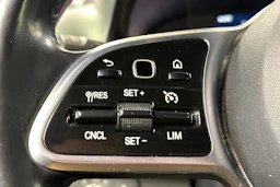 musta Mercedes-Benz Sprinter 2021 kuva 12.