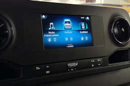 musta Mercedes-Benz Sprinter 2021 kuva 15.