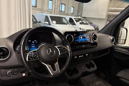 musta Mercedes-Benz Sprinter 2021 kuva 4.