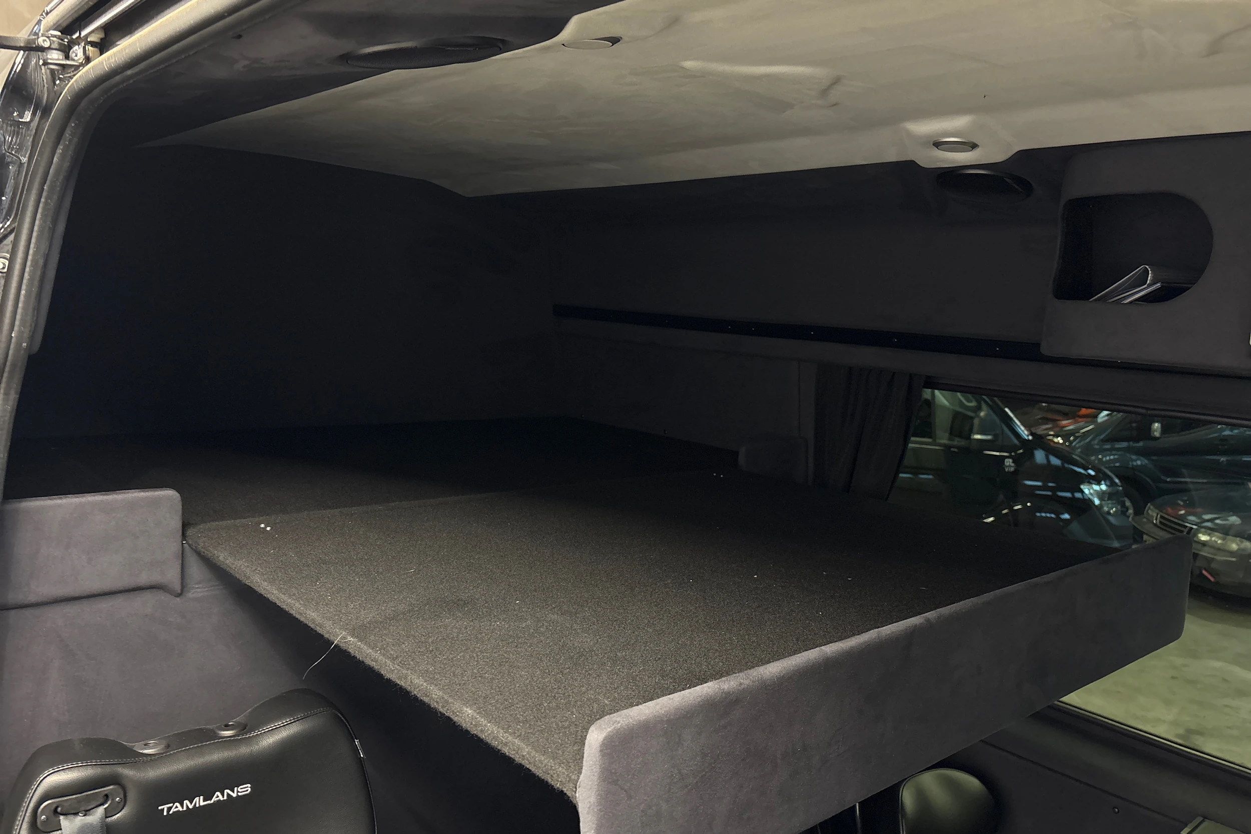 musta Mercedes-Benz Sprinter 2021 kuva 9.