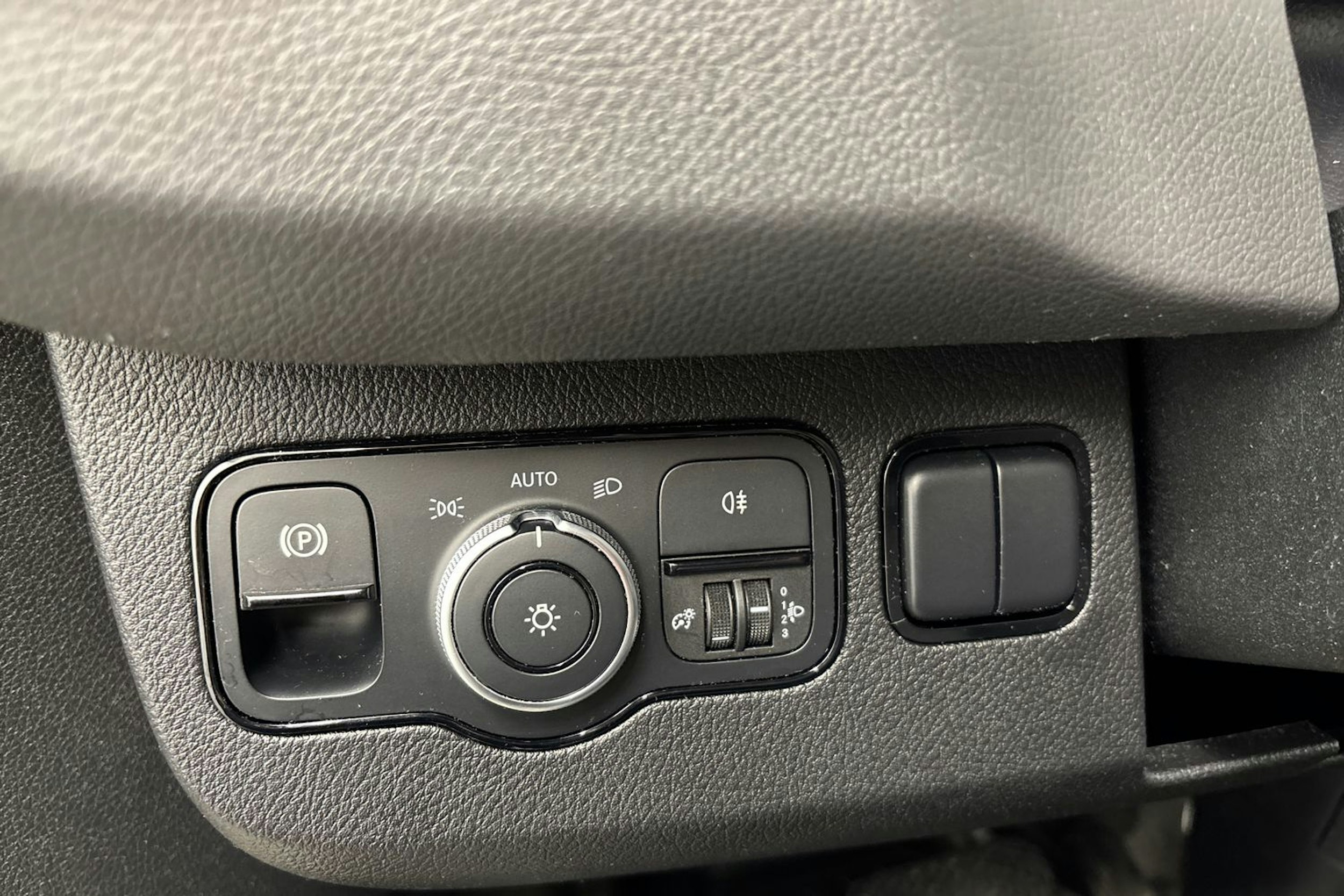 hopea Mercedes-Benz Sprinter 2021 kuva 24.
