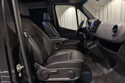 musta Mercedes-Benz Sprinter 2021 kuva 17.