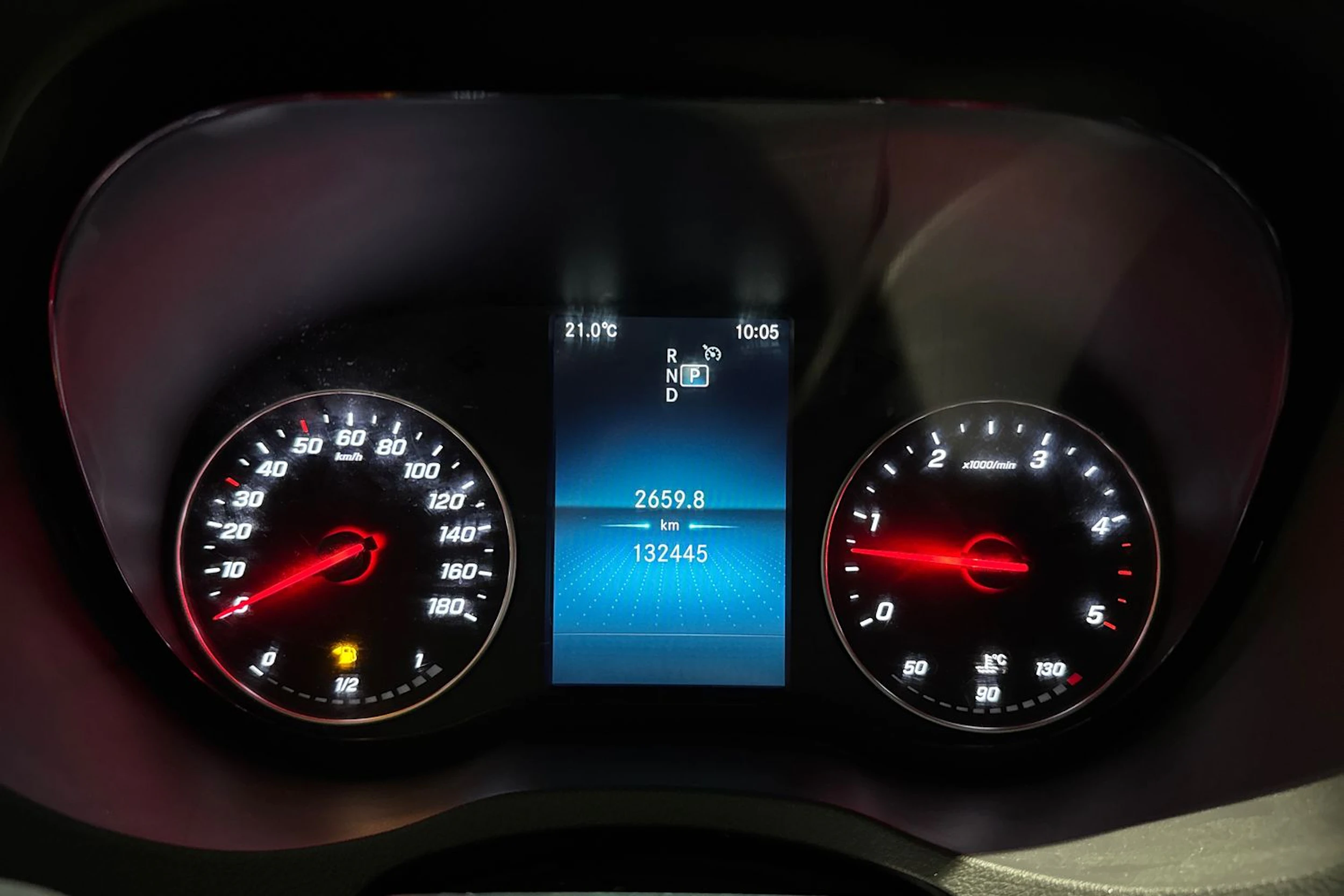 musta Mercedes-Benz Sprinter 2021 kuva 22.