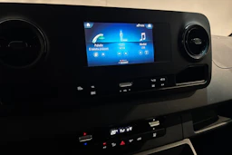 musta Mercedes-Benz Sprinter 2021 kuva 23.