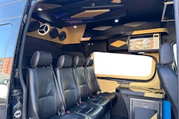 musta Mercedes-Benz Sprinter 2021 kuva 3.