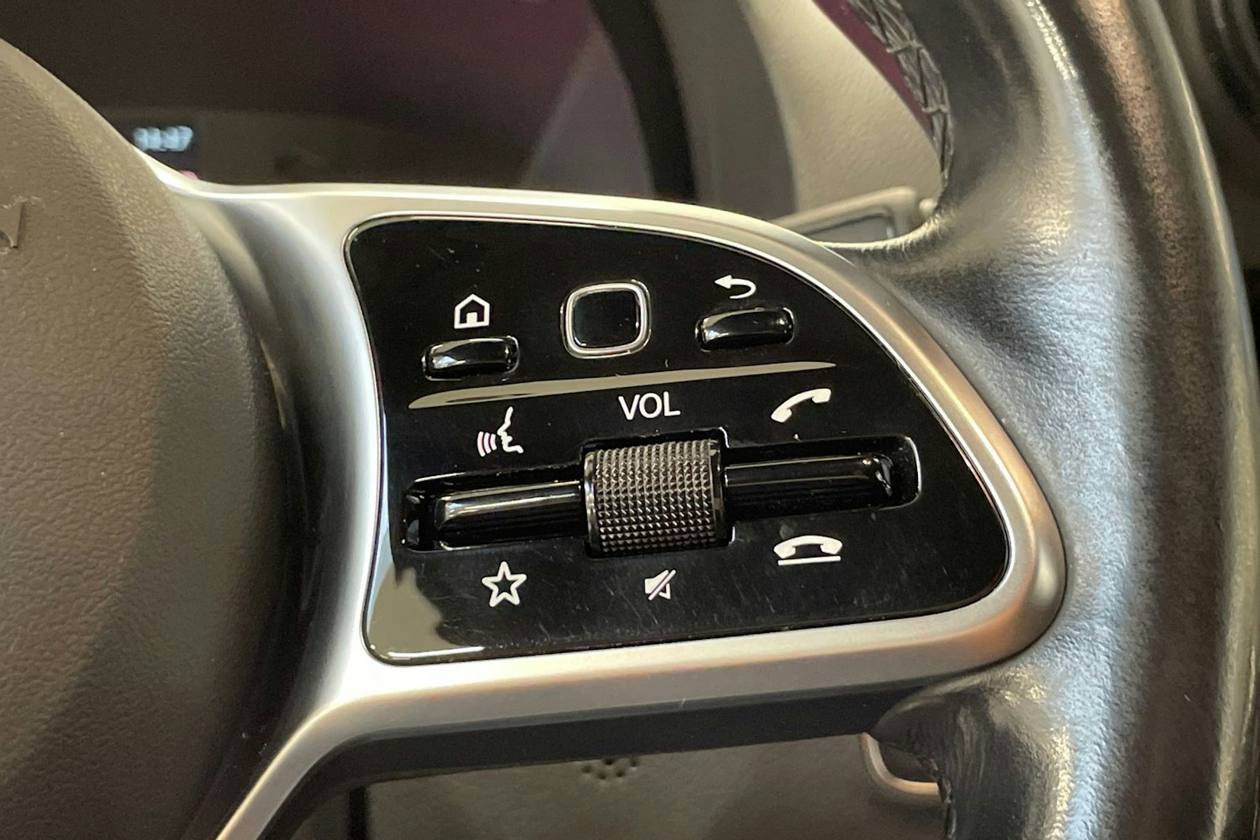valkoinen Mercedes-Benz Sprinter 2021 kuva 19.