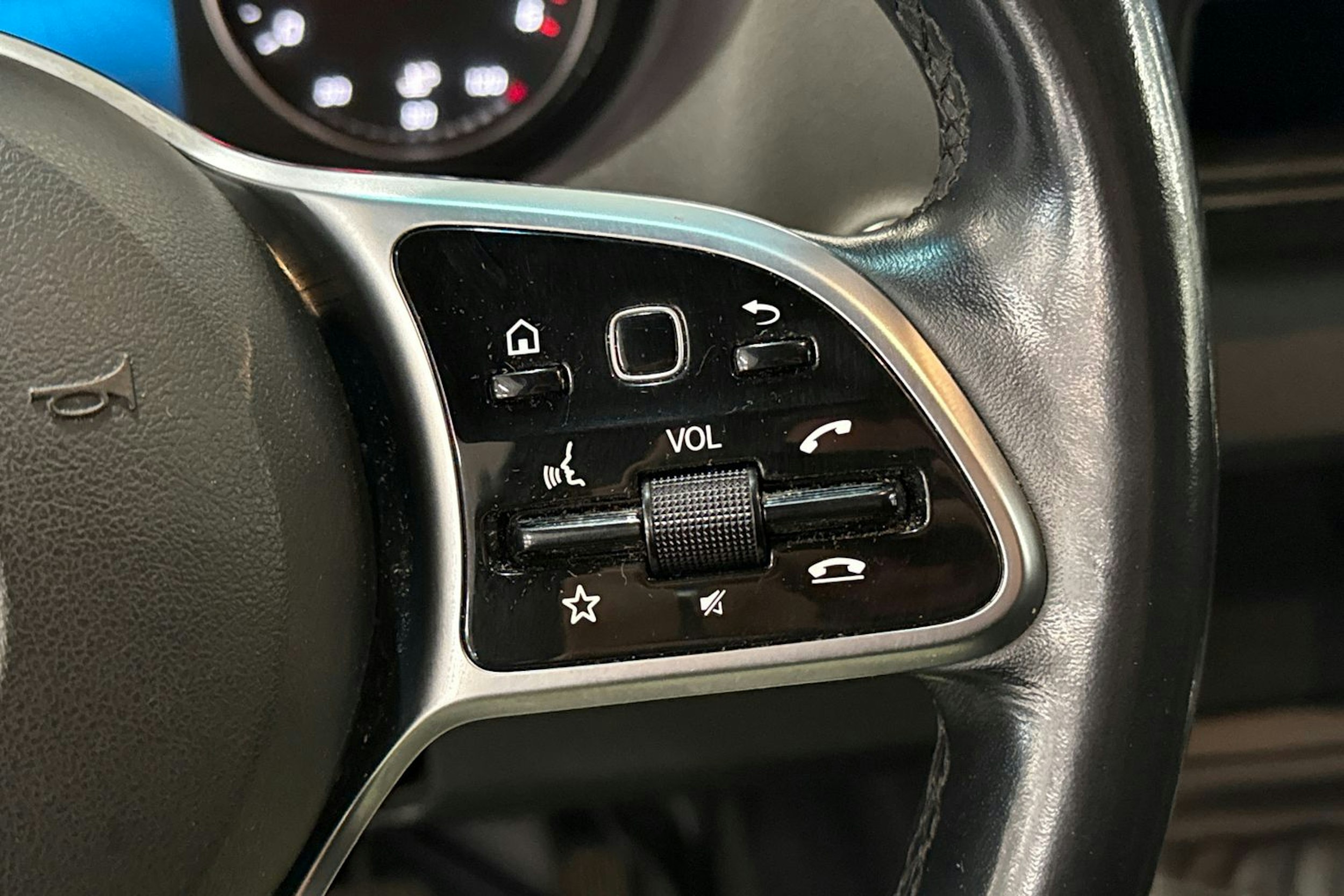 musta Mercedes-Benz Sprinter 2021 kuva 17.