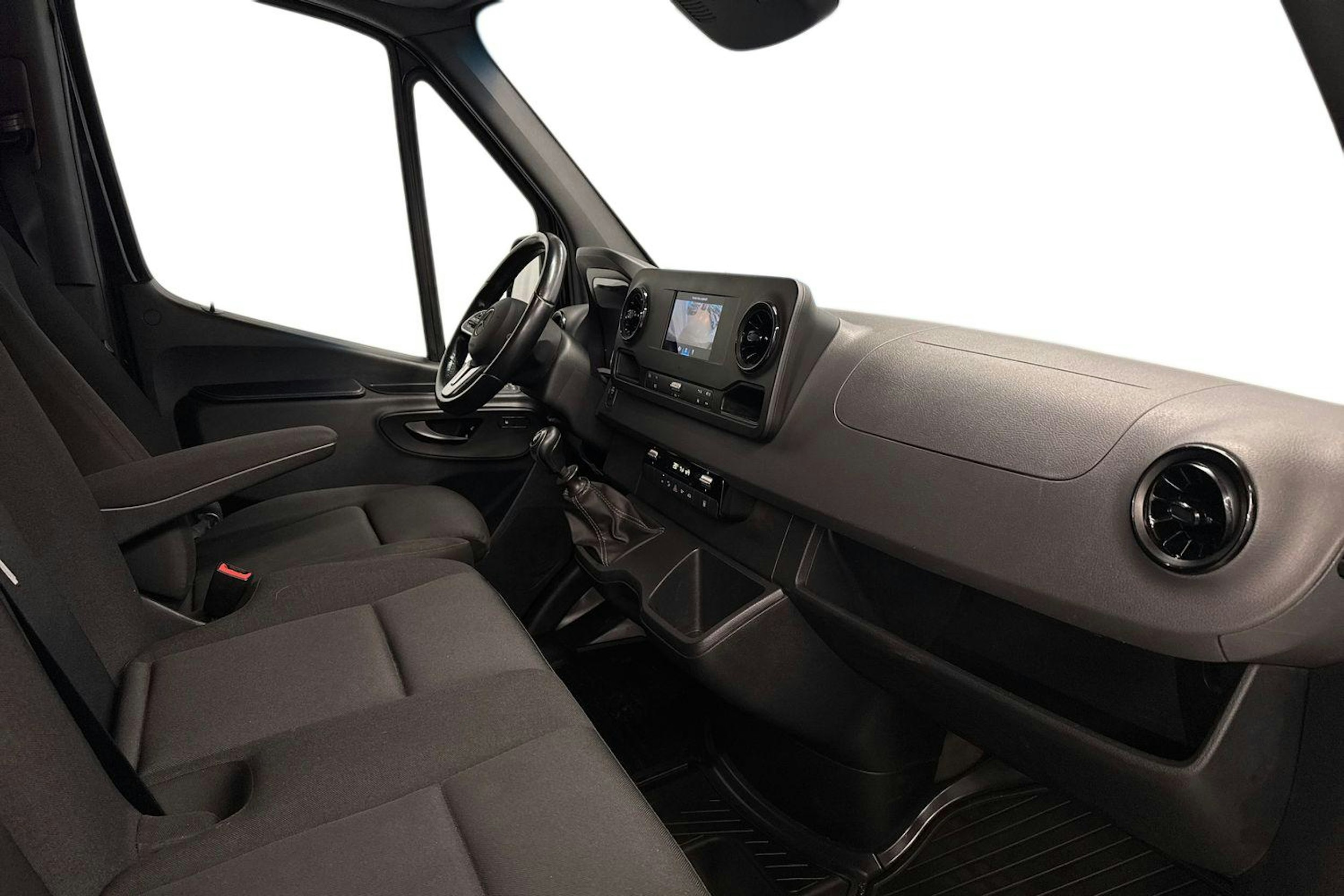 musta Mercedes-Benz Sprinter 2021 kuva 9.