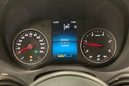 valkoinen Mercedes-Benz Sprinter 2021 kuva 16.