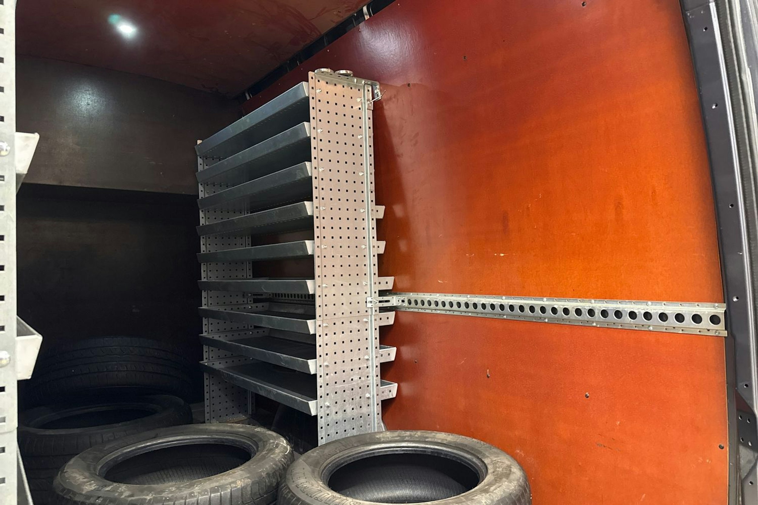 met. harmaa Mercedes-Benz Sprinter 2021 kuva 36.