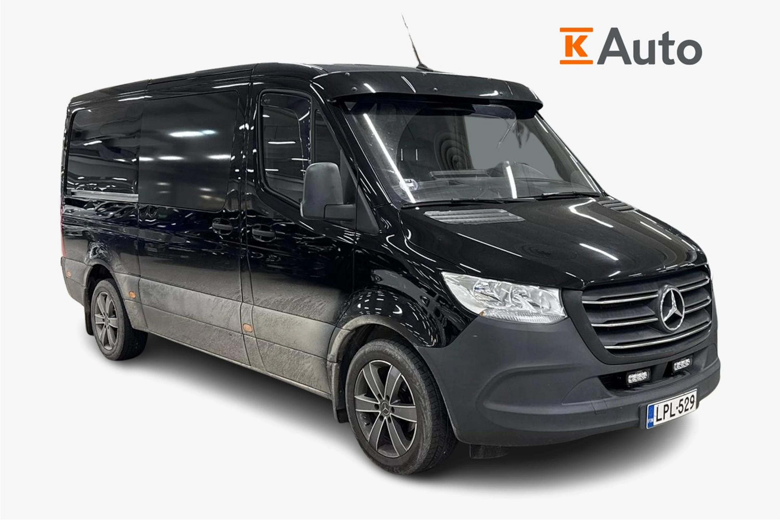 musta Mercedes-Benz Sprinter 2021 kuva 1.